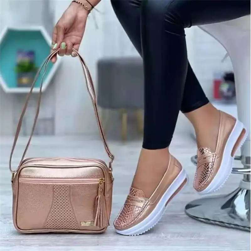 Zapatos casuales deportivos de cuero para mujer 2024, zapatillas de moda para mujer, zapatillas cómodas para caminar, mocasines gruesos y sexys al por mayor para mujer - Imagen 11